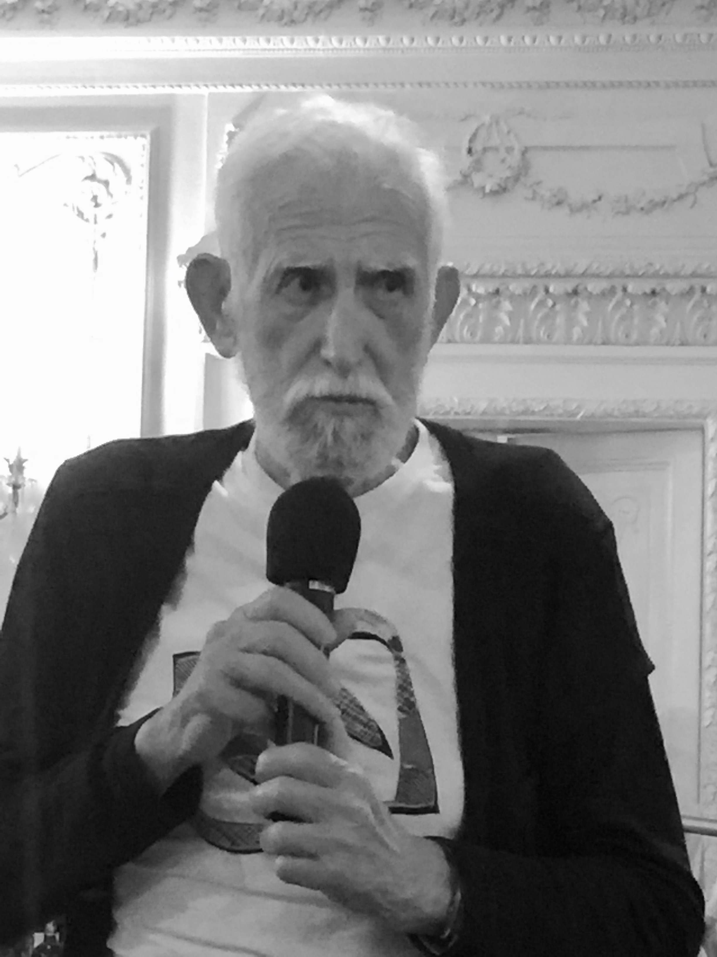 Julio Louro.jpg